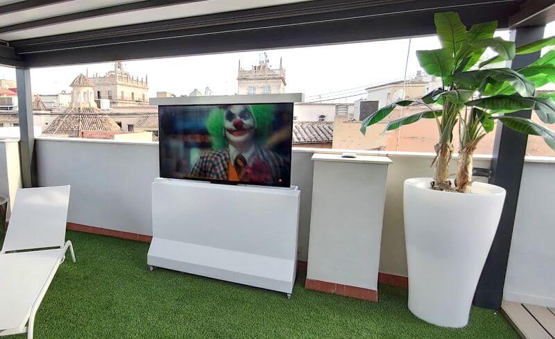 TV oculta ático exterior (Valencia). 2.500€ Aprox